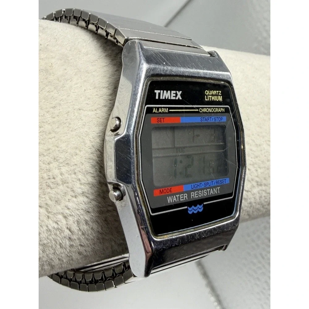 Timex New Battery Vintage 1990 Mens Digital Watch 34MM 7